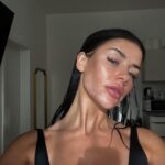 Dominique Alagia Instagram – skin
real, raw, beautiful skin