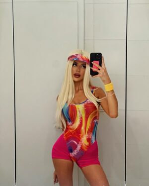 Dominique Alagia Instagram - Hi Ken?👄💓💝
#halloween2023 #barbie