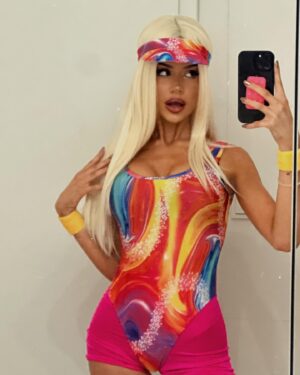 Dominique Alagia Instagram - Hi Ken?👄💓💝
#halloween2023 #barbie