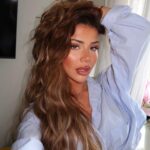 Dominique Alagia Instagram – selfies til i die 😇
posledni fotka jsem ja většinu času, napište mi, jak byste popsali poslední fotku, nejlepší meme sdílím na stories