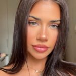 Dominique Alagia Instagram - selfie tuesday 💐✨🍯