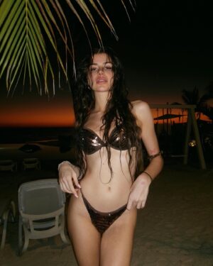 Dominique Alagia Instagram - it feels good to be at peace again