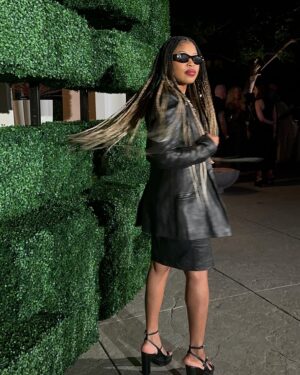 Dominique Fishback Instagram - DOMINIQUE X GIVENCHY 

& I like it like that 😮‍💨😮‍💨😮‍💨