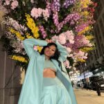 Dominique Fishback Instagram - Thanking y’all for giving me my flowers… both literally and figuratively 🥹🥹🥹 Moved , humbled, honoured, excited, inspired.. Balancing one of the biggest accomplishments of my career with one of the most necessary movements in our industry is interesting for sure but what I’ve come to learn is that multiple things can be true at once and so can a plethora of feelings about those things and it’s our job to make room to tend to all those things within ourselves .