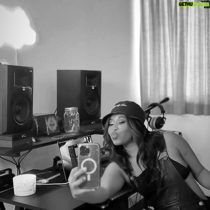 Dominique Fishback Instagram - In honor of Grammy Sunday tomorrow I wanted to share this little confessional about my love for music with y’all. There’s so many people nominated tomorrow and not nominated. So many people at many different places on their journeys that have deeply inspired me. Last year I finally learned that just the act of making your own music is a triumph. For so long i only dreamed but would never dare do or even speak this wish out loud. Barely put it on a vision board but there is no time like the present 🎶 #heroinewithathousandfaces #beyourselflove #ascensionyear #theyearofmyownvoice 📹 @jowaansully