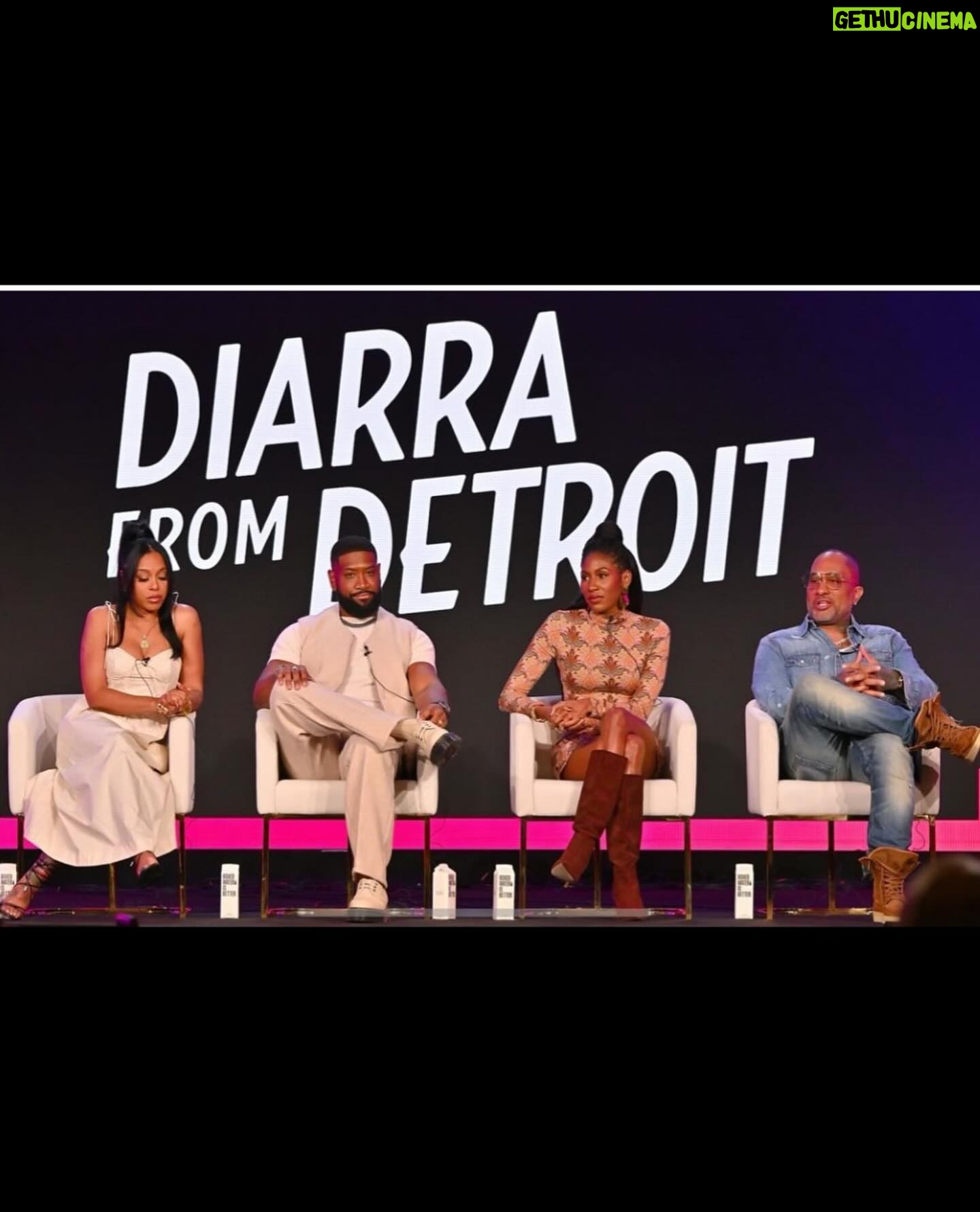 Dominique Perry Instagram - Issa Kenya Barris production🙌🏾 "Diarra From Detroit" press day candids pt.2 premiering March 21st