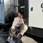Dominique Perry Instagram - Wow what a ride!! Rap Sh!t season finale has come and season 2 has come to an end. The start day after the strike was something special! love my rap Sh!t fam so much and it was an honor to once again laugh and act UP with yall. Lol God is so good. until next time!!! 💅🏾💕