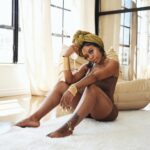 Dominique Perry Instagram - Pretty round brown 🤎