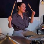 Domino Santantonio Instagram - Had this song in my head for days 😅 You belong with meeeeeee 💘 @taylorswift #youbelongwithme #taylorsversion #drums #drumcover #drummer #ludwig #paiste #beyerdynamic #uepro #vicfirth #audimute #swifties #throwback #2000s #drumming #pop #popsong
