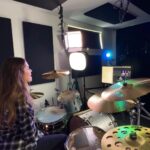 Domino Santantonio Instagram - Get ready with me for a weekly livestream with @drumeoofficial 🥁🎥 I have sooo much fun doing these each week during this month for #30daydrummer 3rd season 👏🏼 Let me know in the comments if you have any questions about my setup 😉🤝🏻 #grwm #bts #livestream #live #getreadywithme #behindthescenes #drumstudio #homestudio #drums #drummer #ludwig #paiste #meinlpercussion #beyerdynamic #vicfirth #ultimateears #ue11pro #drumeo #30dd #audimute #drumclass