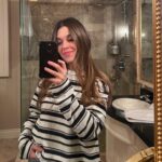 Domino Santantonio Instagram - a selfie just because I’m loving my new hair 💁🏼‍♀️✨ @leartof