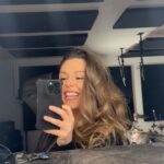 Domino Santantonio Instagram - February 👋🏼🤎📹🥁✈️🌙