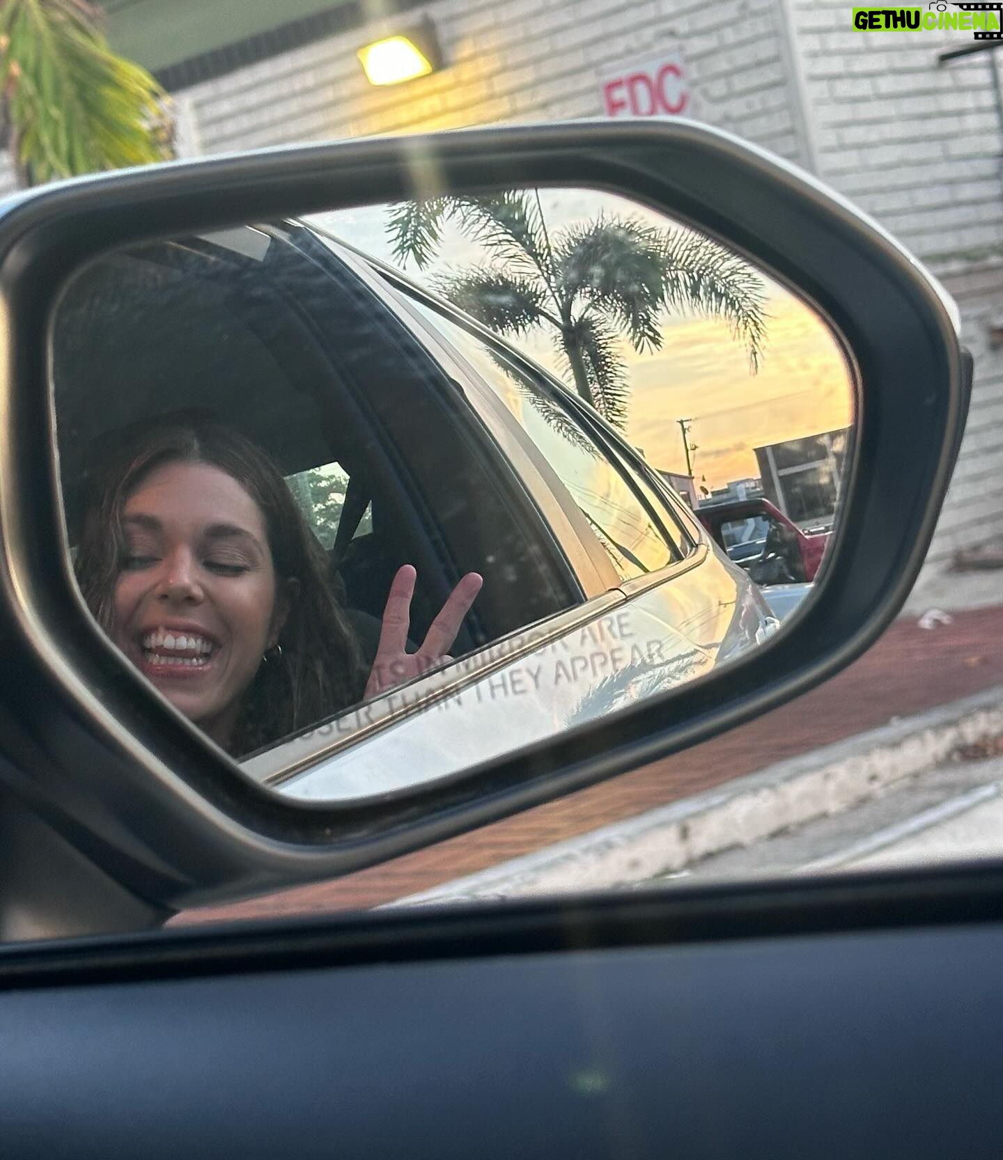 Domino Santantonio Instagram - recap of the last few days βοΈπ«ΆπΌπ
π΄