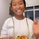 Donshea Hopkins Instagram - vegan smoked sesame chick’n bowl 🍚✨