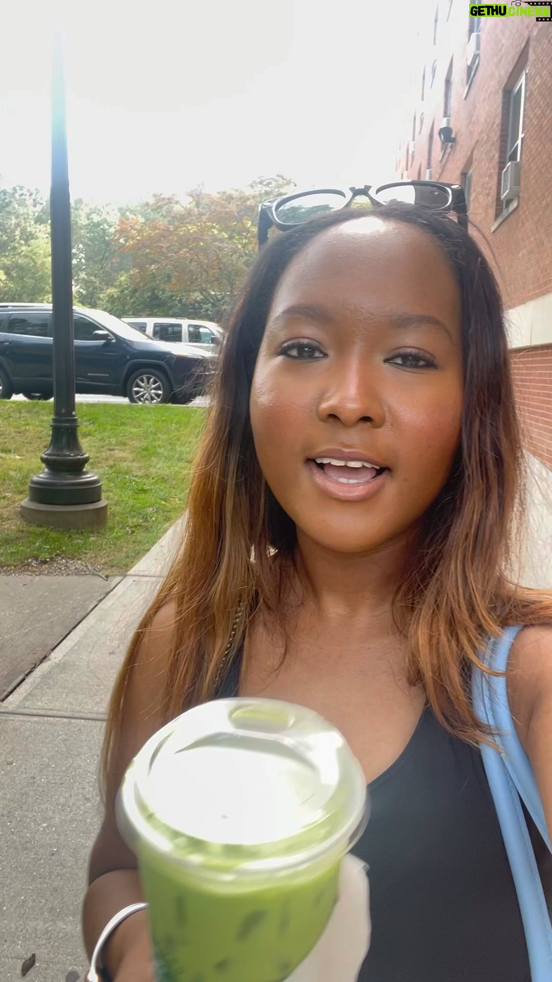 Donshea Hopkins - 3 Likes - I don’t say meow, bitch I’m a cow 🐄
thanks for the video bomb @a.always.active