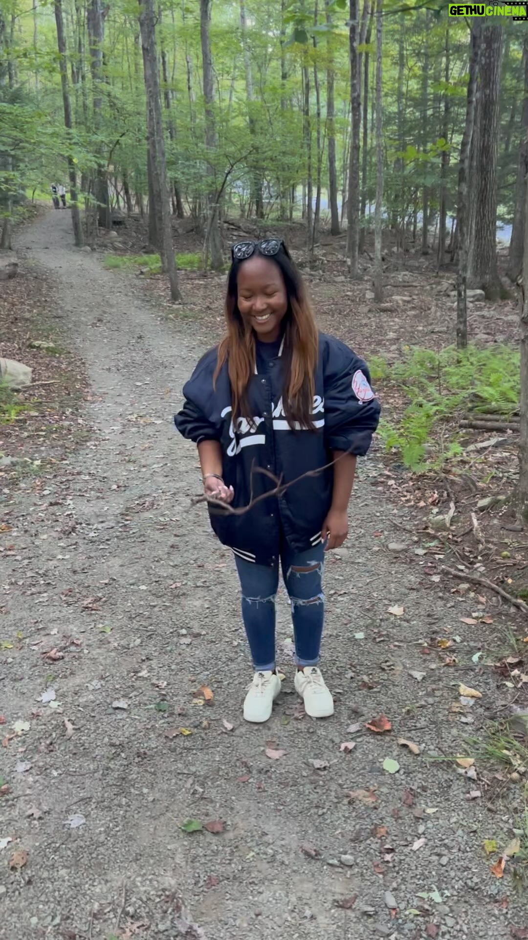 Donshea Hopkins - 3 Likes - hope yall are having a good day :)
video credit: @gh0st.ag