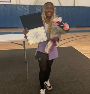 Donshea Hopkins Instagram - two honor societies in two weeks 🥂

ΦΑΘ & ΣΑΠ

*on tues, may 2nd I was inducted into the National History Honor Society and on mon, may 8th I was inducted into the National Society for Leadership and Success* 

thank you so much @cmsvleads @thensls @cmsvhistory @phialphatheta for recognizing my achievements with these great honors 🤍