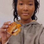 Donshea Hopkins Instagram - vegan buffalo chicken sliders #WeTheCulture