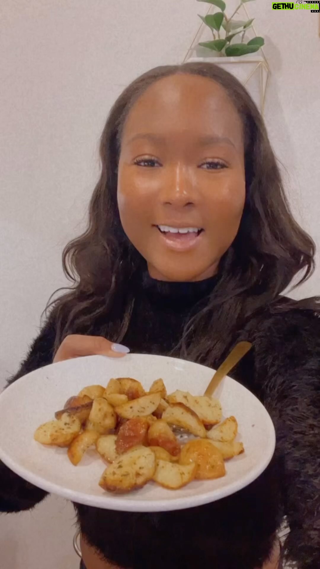 Donshea Hopkins Instagram - my perfect (stovetop) roasted potato side dish 🥔 ( see recipe instructions below ) Fun Fact: Did you know potato chips were invented by black people? In the summer of 1853, Afro-Native American siblings George Speck Crum and his sister Catherine Speck Wicks invented the world famous snack. While George was working as a cook at Moon’s Lake House in Saratoga Springs, New York. Oh did I mention, they were New Yorkers too?! Anyways. Legend has it, a patron ordered a plate of French fried potatoes and sent them back to Crum’s kitchen, because felt they were “too thick and soft.” In an attempt to teach the picky patron a lesson, George with the help of his sister Catherine sliced a new batch of potatoes as thin as possible, then fried them until they were hard and crunchy, and served them with a heaping amount of salt. They sent the dish back out to the patron. Much to their surprise he actually loved the dish and it became a hit! In 1860, 7 years after the invention. George Crum purchased a building on Malta Ave, near Saratoga Lake, and began catering to a plethora of clients such as The Vanderbilt’s, Jay Gould, Henry Hilton, and more. George made sure a basket of potato chips were placed on every table. George and Katherine, never attempted to patent their potato chip invention. The snack was eventually mass-produced and sold in bags without giving them any credit. Today we honor and celebrate George Speck Crum and Katherine Speck Wicks for reinventing the way we eat and think about potatoes. Recipe: 1. Boil one small bag of golden baby potatoes in salted water for 30-45 mins (until tender and can pierce with a fork) 2. Strain and rinse with cold water. Then slice diagonally in half and then quarter the half slices. 3. Place the slices in a marinade of your choice. I used vegan butter with a pinch of sea salt. 4. Heat up your pan then place marinated potatoes inside and season. I used sea salt, black pepper, sage, thyme, basil, and oregano. You can add a bit of citrus to brighten up the dish if you want! 5. Let potatoes sear for 15 mins on medium heat. Then serve. *times may need to be adjusted based on the cookware and stove you’re using*