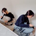 Dora Hsieh Instagram - 本週#朵起來講 已上線 千呼萬喚陳小妤登場惹 這次的錄製當下還開了直播，你們喜歡嗎 有跟到的朋友們算你們幸運（？）啦🤣🤣 直播版跟收錄版各有各的小驚喜小秘密 這集回答了新朋友舊朋友們一直以來對我跟小妤的疑問 以及讓大家感受一下我跟她平常如何跳躍式聊天 感謝緣份感謝宇宙讓我們成為好朋友偽室友以及彼此的貓保母 願聽完這集的好盆友們都友誼長存🐱 #來勾引我男友吧 #偽室友 #貓保母 #女巫研究會
