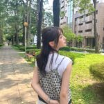 Dora Hsieh Instagram - 懶人日記： - - - - - 算了懶得寫（開玩笑ㄉ） 明顯感受到夏日的來臨 穿的舒服是很重要的！！ 這褲子我給100分 有夠舒服！ 最近很喜歡花 就突然發現衣服上不是圖騰，是小花🥰 背心、褲： @queenshoplife #qsootd #QS總監指定款 #qs旅拍企劃