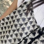 Dora Hsieh Instagram - 懶人日記： - - - - - 算了懶得寫（開玩笑ㄉ） 明顯感受到夏日的來臨 穿的舒服是很重要的！！ 這褲子我給100分 有夠舒服！ 最近很喜歡花 就突然發現衣服上不是圖騰，是小花🥰 背心、褲： @queenshoplife #qsootd #QS總監指定款 #qs旅拍企劃