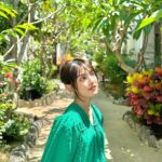 Dora Hsieh Instagram – 這幾天濕濕的天氣讓我開始想念小琉球的陽光跟悠閒的氛圍

雖然只要沒在拍我就會恢復成防曬魔人啦⋯

題外話：最近用到好用的命定防曬！！之後再跟你們分享🧡