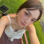 Dora Hsieh Instagram - 今天凌晨四點就起床 但看到了像是奇幻世界的景色 天空超像有魔法的 好讚 真的愛上清邁了啦💛💛 All: @no.11official