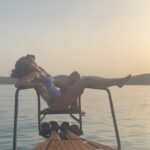Doretta Papadimitriou Instagram – Το μυαλό μου σήμερα είναι 245 μέρες πίσω κ 123 μπροστά🌊