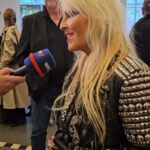 Doro Pesch Instagram - A little look behind the scenes of Monday's "Golden Blogger" awards. I had a blast! A great evening with great people! 🤘💪❤️🙏 #Love, #Doro - @goldeneblogger @judith_rakers @lokalzeit @uweerensmann @wdr - - - - #doropesch #conqueress #allweare #warlock #allformetal #triumphandagony #goldeneblogger #zeughausneuss #neuss #judithrakers #dorofürimmer #metal #heavymetal #rock #metalhead #metalqueen #queenofmetal #fürimmer #wdr #wdrlokalzeit #rocknroll #hairmetal #blondeshavemorefun #vegan #soberlife #nuclearblastrecords @nuclearblastrecords #monstersofrock #monstersofrockradio