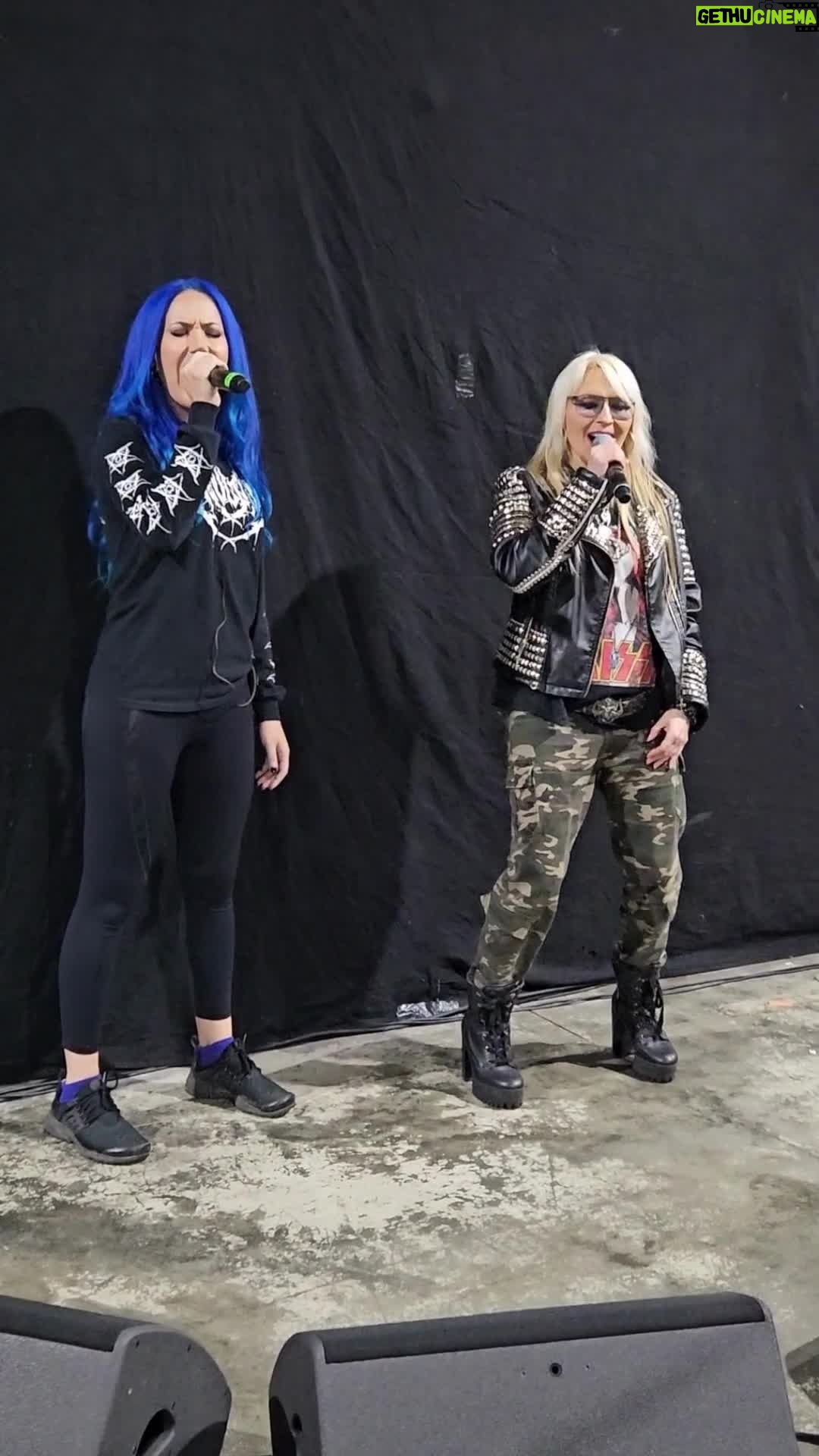 Doro Pesch - 3.3K Likes - Rehearsing 'All For Metal' for my anniversary show with Canadian beauty #AlissaWhiteGluz of #ArchEnemy!
This was so much fun!
🤘💪❤️🙏
Love, Doro
-
@alissawhitegluz
@archenemyofficial
-
-
-
-
#doropesch #conqueress #allweare #warlock #allformetal #triumphandagony #dorofürimmer #metal #heavymetal #rock #metalhead #metalqueen #queenofmetal #fürimmer #doro40 #metalheads #rocknroll #hairmetal #blondeshavemorefun #vegan #soberlife #nuclearblastrecords @nuclearblastrecords #monstersofrock #monstersofrockradio