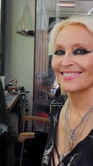Doro Pesch Instagram - Behind the scenes of one of the photo shoots for the new album "Conqueress - Forever Strong And Proud". Album out now!
🤘💪❤️🙏
Love, Doro
-
-
-
-
-
-
#doropesch #conqueress #allweare #warlock #allformetal #triumphandagony #dorofürimmer #metal #heavymetal #rock #metalhead #metalqueen #queenofmetal #fürimmer #doro40 #metalheads #girlswithguns #hairmetal #blondeshavemorefun #vegan #soberlife #nuclearblastrecords @nuclearblastrecords #monstersofrock #monstersofrockradio #girlsandguns #tbt #throwbackthursday
