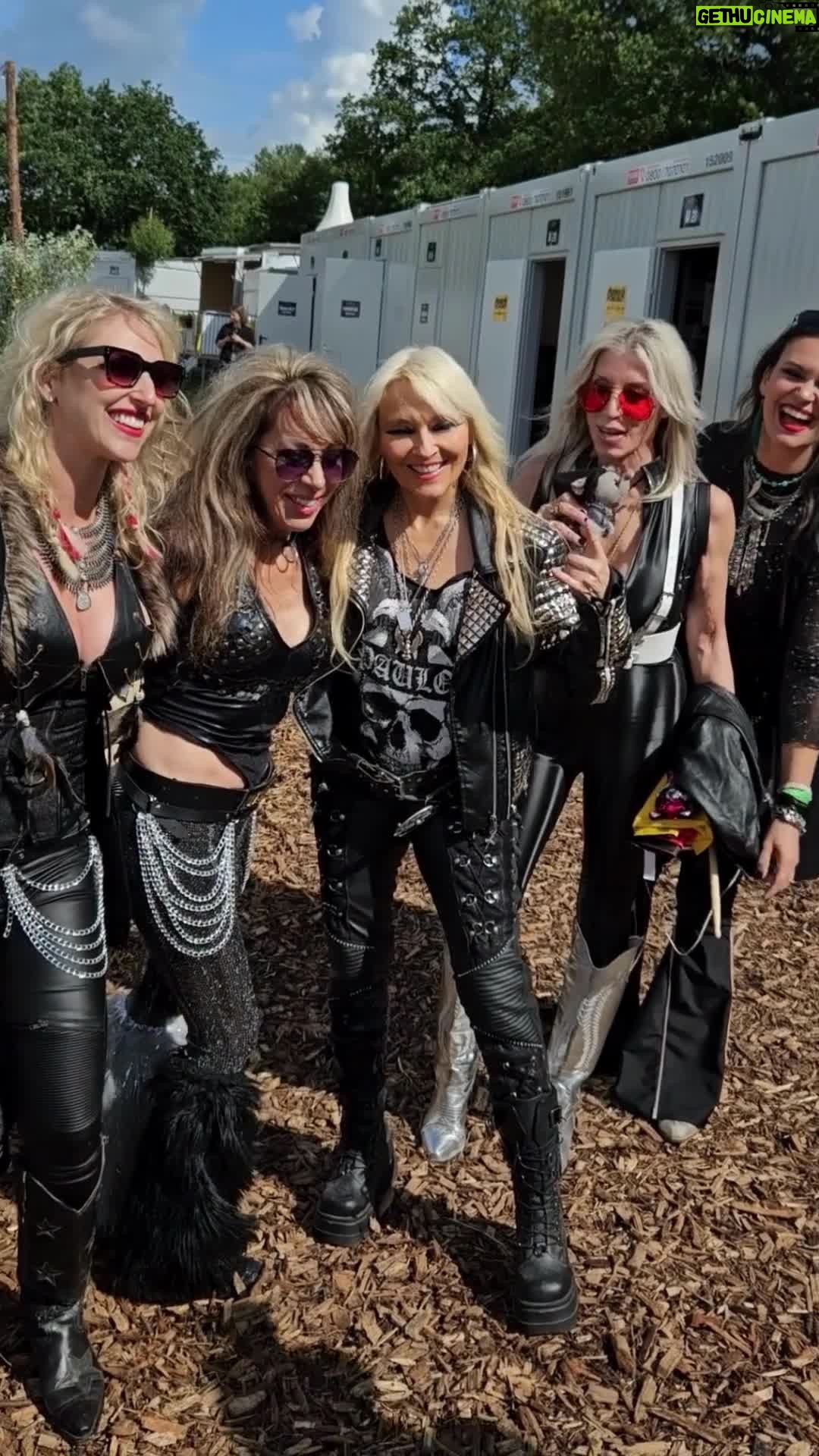 Doro Pesch - 6.1K Likes - Besides doing our huge anniversary show and lots of press it was so great to meet some old friends during last year's @wackenopenair.official
Check the list below. Do you find everyone in the clip?
🤘💪❤️🙏
Love, Doro
#tbt
#throwbackthursday
-
@vixen_band
@roxypetrucciroxy
@lorrainelewisrocks
@brittlightning
@julia_lage
@megadeth
@davemustaine
@bassmonsterr
@u.d.o.official
@joeybelladonnaofficial
@kristabelladonna
@anthrax
@kreator
@evilfredos
-
-
-
-
#doropesch #conqueress #allweare #warlock #allformetal #triumphandagony #dorofürimmer #metal #heavymetal #anthrax #metalqueen #queenofmetal #fürimmer #kreator #davemustaine #basmaas #blondeshavemorefun #vegan #soberlife #nuclearblastrecords @nuclearblastrecords #monstersofrock #monstersofrockradio #wacken #wackenopenair #woa #megadeth #udodirkschneider #vixen