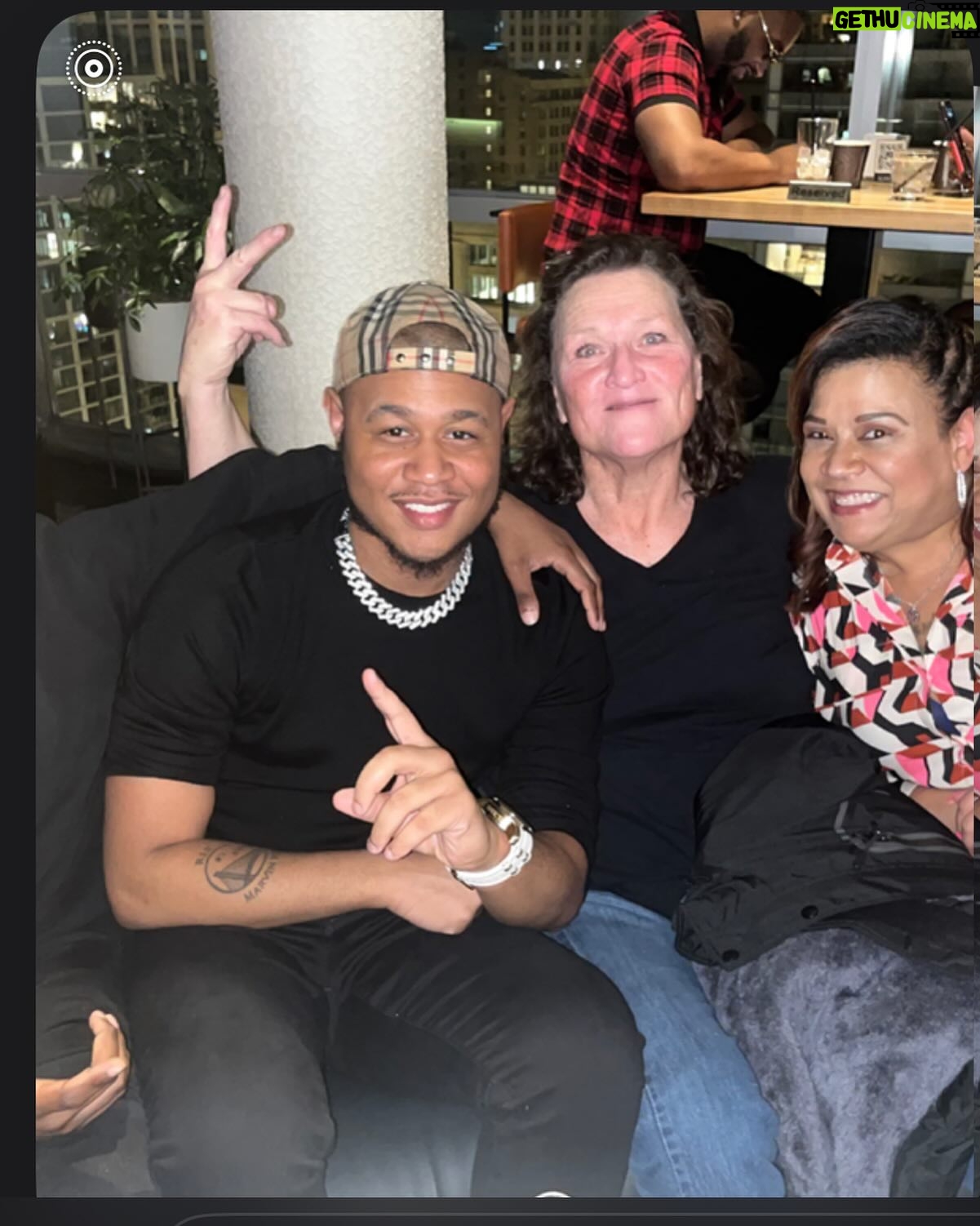 Dot-Marie Jones Instagram - HAPPY BIRTHDAY TO THE SWEETEST AND ONE TALENTED MAN EVER!!! @itshotboyfinn LOVE YOU SWEETEST!!! ❤️🥰🎂🙏🏻🥳 HOPE YOU HAD THE BEST DAY!! 🎂❤️🥰