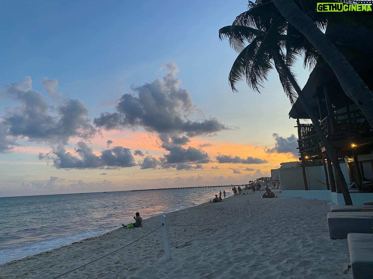 Dot-Marie Jones Instagram - Not a bad place to work!! Thank you Cancun for an amazing few days! Cant wait till I can share!! Also canβt wait to take my baby @bridgettcjones back there!!! On to the next job!! ππ»β€οΈππ΄π₯₯