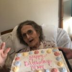 Dot-Marie Jones Instagram - HAPPY HEAVENLY BIRTHDAY MOMMA I MISS YOU EVERYDAY AND LOVE YOU FOREVER!! FUNNEST WOMAN EVER!! 🎂🎈❤️🥺🙏🏻🥰#MOMMA #EVA I CAN’T BELIEVE YOU HAVE BEEN GONE ALMOST 7 MONTHS. I HOPE YOU AND DAD ARE OUT DANCING!❤️❤️❤️🥺🥺🥺🙏🏻🥰🎂 MOMMA WOULD BE 95 TODAY 🥰🥰🥰🙏🏻🥺