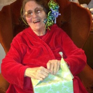 Dot-Marie Jones Instagram - HAPPY HEAVENLY BIRTHDAY MOMMA!!! WE MISS YOU EVERYDAY!! HOPE YOU AND DAD ARE DANCING TODAY! LOVE YOU SO MUCH ! HAPPY 96th🥹❤️🎂🙏🏻🎂 🤟🏼❤️🥹🎂