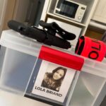 Dounia Coesens Instagram - Je vous présente « Tom et Lola » Fin d’une 2ème cession de tournage, encore 4 épisodes tournés 🎬 2 amis d’enfance en coloc, tous 2 flics qui tentent de gérer leur boulot et leur famille. Hâte que vous découvriez ces personnages un peu fou, en fin d’année sur @france2 ! Merci à mon partenaire @pierreyves_bon ❤️ aux producteurs @sebastien.pavard @cyril.hgl ainsi qu’aux réalisateurs @jason_roffe @kopeckystephane @octaveraspail @thierry1169 Avec @gregoirepaturel @elodievarletofficiel @yassine.hitch @evelyneelgarbyk @mariehelene.lentini @leeloo_eyme @evalipmann @gabinvisona @jeremiepoppe @blandinepapillon