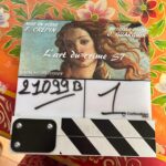 Dounia Coesens Instagram - Demain à 21h10 « L’art du crime » sur @france2 ! Merci aux auteurs Angèle Herry et Pierre-Yves Mora pour ce joli et original retour du personnage de Juliette, j’ai vraiment pu m’amuser grâce à vous 🙏🏻 vous m’avez offert une belle partition ! Merci à @nicolasgob_off @eleonorebernheim @philippeduclosoff @salome_partouche @benjaminegner d’être de si talentueux et généreux partenaires. Merci à @floriane_crepin d’accompagner avec tant de bienveillance et de douceur les acteurs, hâte de te retrouver. Merci à @france2 et @gaumont_ Tv pour ce retour. Hâte de découvrir cet épisode de cette belle série qu’est @lartducrime 🎬