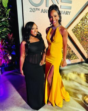 Dr. Contessa Metcalfe Instagram - 💕LOVEDDDD hosting with the gorgeous @itsreginaecarter the @tvone #UrbanHonorsAwards #BestInBlack  which airs this SUNDAY, Feb 25 at 8p ET so set your DVR !

So many legends and all your favorites are going to grace the stage and red carpet ✨

Will be sharing #BTS and pics/videos with sounds from several honorees (yessss @chloebailey is an honoree)

See you Sunday! #DrContessa #HauteDoc #TVOne #UrbanHonorsAwards2024

Glam @arielleantoinette_makeup 
@joscynthiam x @shudoesmyhair