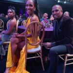 Dr. Contessa Metcalfe Instagram - @tvonetv #UrbanHonorsAwards airs Feb 25 and I am still at a loss for words from the experience 🖤💛 #BestInBlack I can’t wait to share all of the amazing pics!!! Dress @macduggal Shoes @giuseppezanotti Hair @joscynthiam @shudoesmyhair MUA @arielleantoinette_makeup Special thanks to @electrifyinguboutique for all details 💫