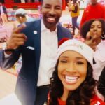 Dr. Contessa Metcalfe Instagram - Mayor @andreforatlanta out here working in the community spreading Christmas cheer 🎄🎁with the REAL Santa @ebonyakira of @nouveaubaratl