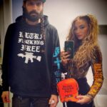 Drea de Matteo Instagram - Me n the boss at @accesshollywood tawkin #thesopranos @ultraafree @gangstergoddessbroadcast #ULTRAFREE STREET WEAR DROPPING THIS WEEK 💣💣💣 ANTI BULLSHIT ⚔️ ⚔️🗽⚔️