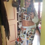 Drea de Matteo Instagram - Me & Bamz in our Sunday Sweats by @shopwildworldofak 🤌🏽🇮🇹🏆🇮🇹🏆🇮🇹🤌🏽 Check out their shop! It’s 🎖🥇💃🏿🤩 The fckn cheese plate at the end 😅😂🥳👊🏽💪🏽👏🏽🙏🏽