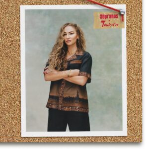 Drea de Matteo Instagram - The HBO® Original Sopranos and Tombolo go together like gabagool and cigars. 

We know we’re only as good as our last envelope, so we’re handing you a big fat 15-piece collection — all shot on Drea de Matteo here in New York. Drea brought Big Sopranos Energy (BSE) to the shoot and we styled her to the nines as if she were the gangster rather than the gangster’s girlfriend.

🌉🗽Drea is pictured in ’Turnpike Batik,’ a silk-blend homage to the show’s opening credits, featuring a custom N.J. Turnpike interior label and a digitally printed NYC skyline. Drea is wearing a size S.🌉🗽

The whole collection is now live, featuring everything from ducks and Pie-O-My to Bada Bing! and Satriale’s… check it out! Arrivederci! 

TM & © 2024 Home Box Office, Inc.