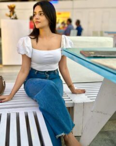 Actress Drishti Thakur HD Instagram Photos and Wallpapers November 2023