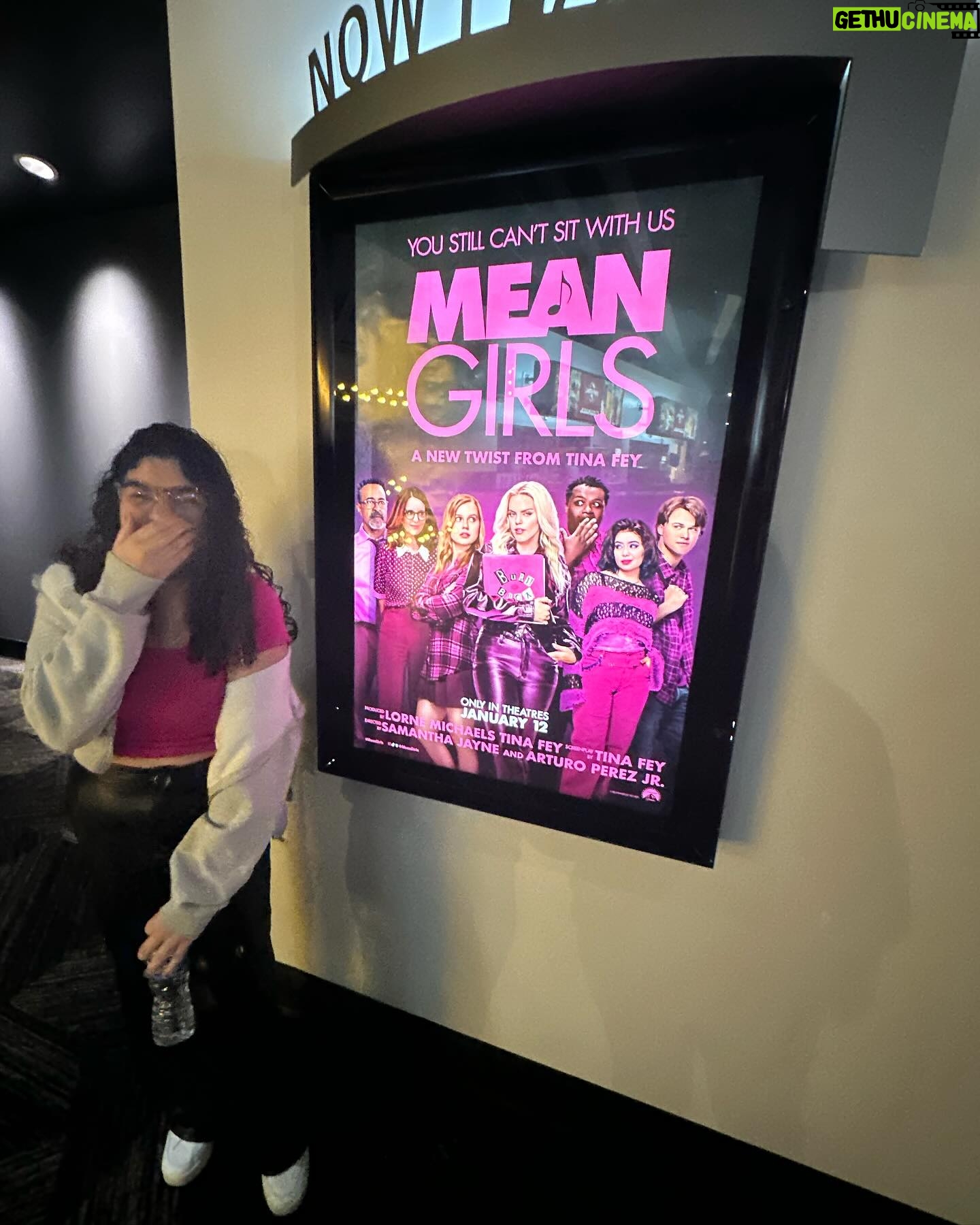 Duda Silva - 105 Likes - on wednesdays we wear pink!🩷🎀
#meangirls #meangirlsmusical
as quartas usamos rosa! 💗
#meninasmalvadas #meninasmalvadasfilme #onwednesdayswewearpink #asquartasusamosrosa #brodwaymusical #broadway