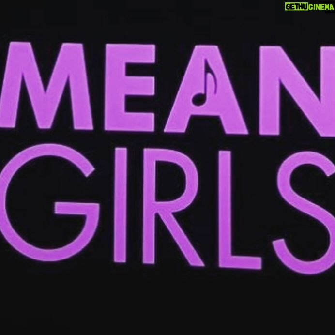 Duda Silva - 105 Likes - on wednesdays we wear pink!🩷🎀
#meangirls #meangirlsmusical
as quartas usamos rosa! 💗
#meninasmalvadas #meninasmalvadasfilme #onwednesdayswewearpink #asquartasusamosrosa #brodwaymusical #broadway