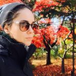 Duygu Yetiş Instagram – 8.799 kilometre mesafede🍁🍂🍁