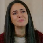 Duygu Yetiş Instagram - Bütün kızlar toplanmışız 🤣🤣🤣 #repost @kokarcamedya ・・・ Duygu Yetiş ve onunla hayat bulan karakterler... Her biri bize farklı duygular yaşattı. Sizin en favori Duygu Yetiş karakteriniz hangisi? 😍🤔 #kokarcamedya #duyguyetiş #sinema #dizi #tiyatro
